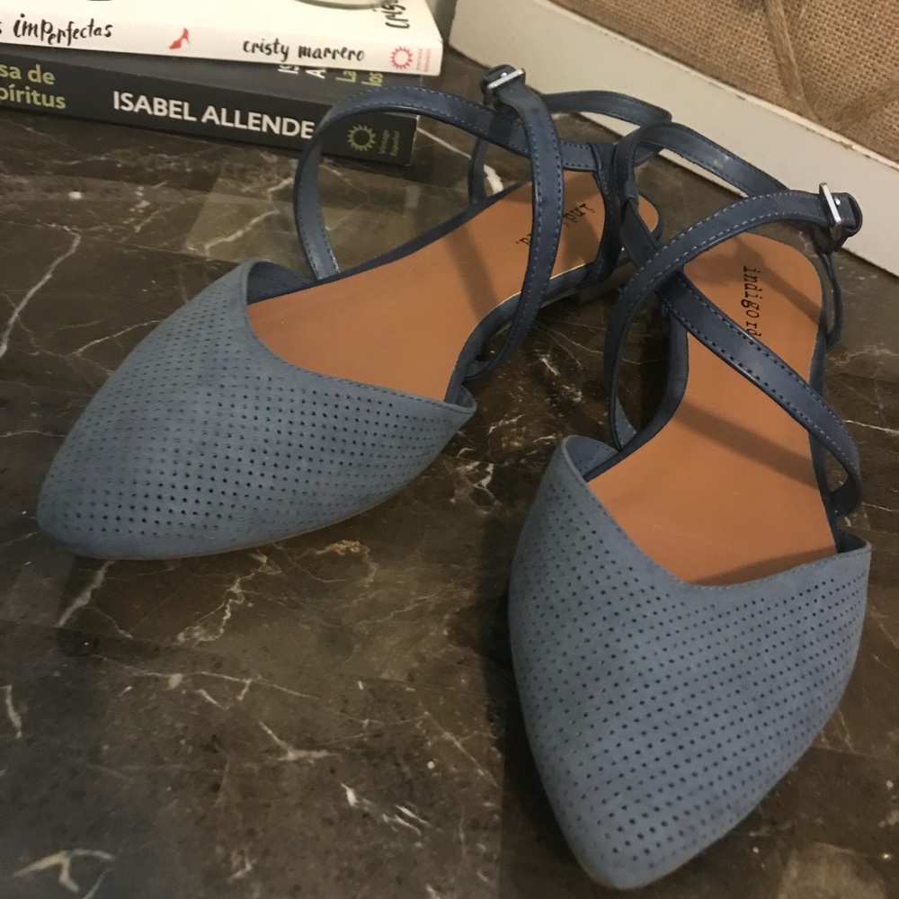 Indigo Rd. Laser Cut Strappy Flats